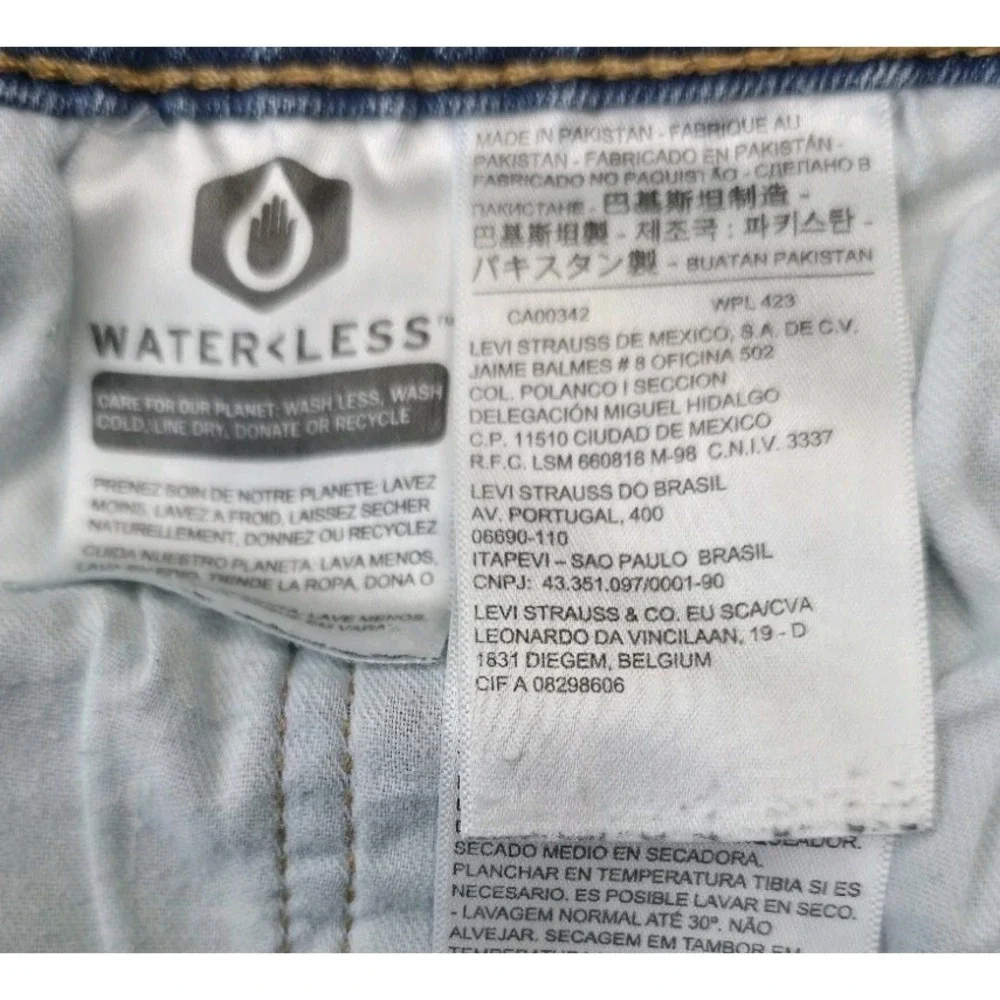 Levi's 550 Relaxed Fit Jeans Men W38 L30 Light Wash Blue Denim 5-Pocket Tapered